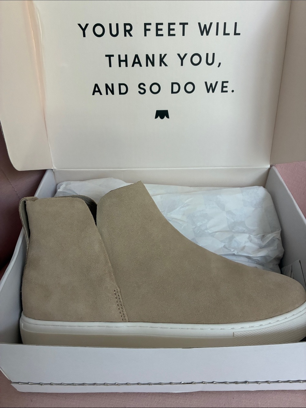 Birdies The Falcon - oat suede NWT, still in box never worn 7.5